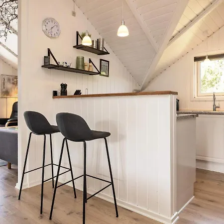 8 Person Holiday In Bl Vand Blåvand