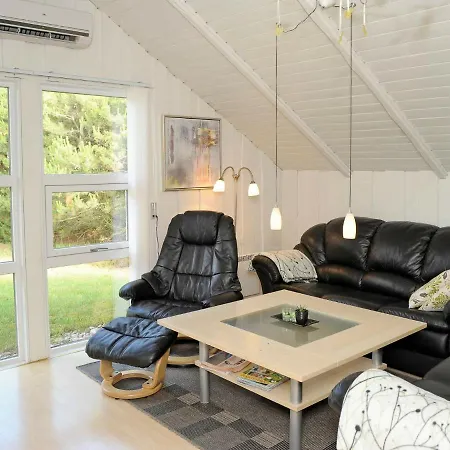 8 Person Holiday In Bl Vand